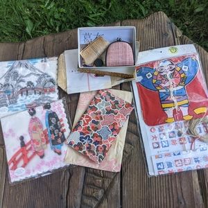 LOT of vintage Japanese souvenirs